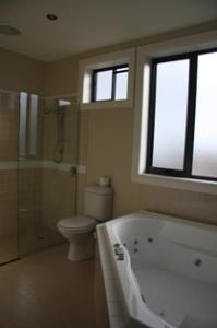 Ultimate Holiday Apartments - Accommodation Gold Coast 4