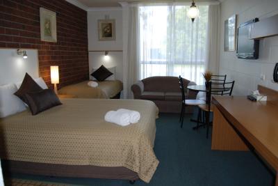 Terrace Motel Cranbourne - Accommodation Gold Coast 3