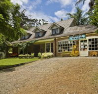 Curtis Falls Mountain Retreat