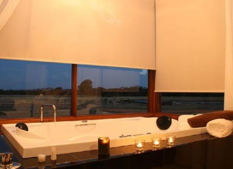 Aurora Cottages - Accommodation Gold Coast 1