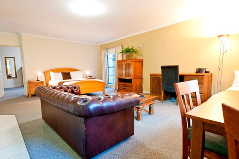 Quality Inn And Suites The Menzies - Accommodation Gold Coast 2
