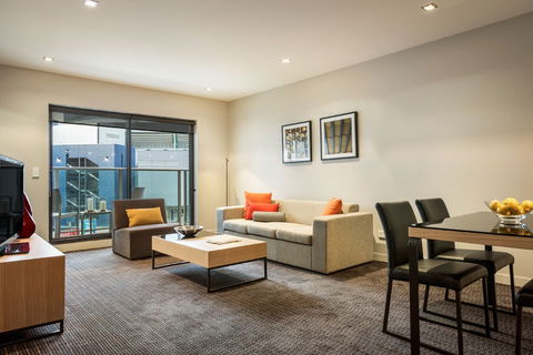 Quest Docklands - Accommodation Gold Coast 3