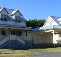 Belfast Cottages - Gold Coast 4U