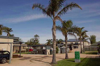 Ocean Bridge Quality Units - Accommodation Gold Coast 3