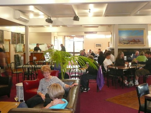 Mallacoota Hotel Motel - Accommodation Gold Coast 6
