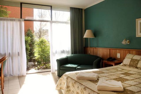 Moe Motor Inn - Accommodation Gold Coast 2