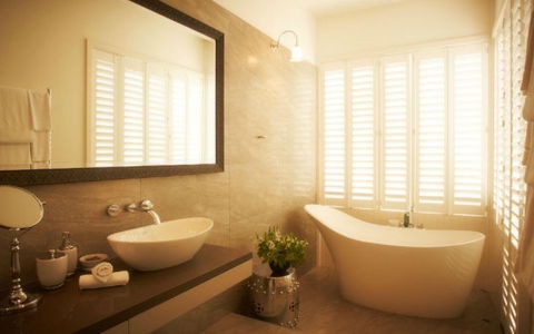 Lake House - Accommodation Gold Coast 5