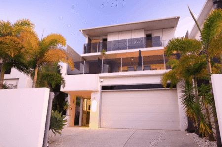 Alex Beach House - Accommodation Gold Coast