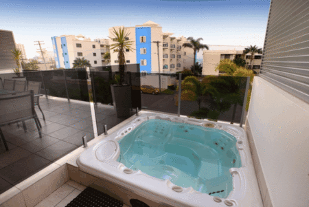 Alex Beach House - Accommodation Gold Coast 3
