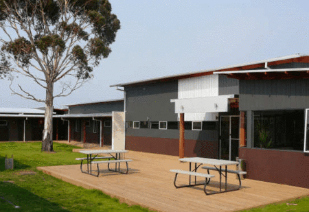 Swansea Backpacker Lodge - thumb 1