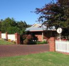 Karri Rose B  B - Accommodation Gold Coast