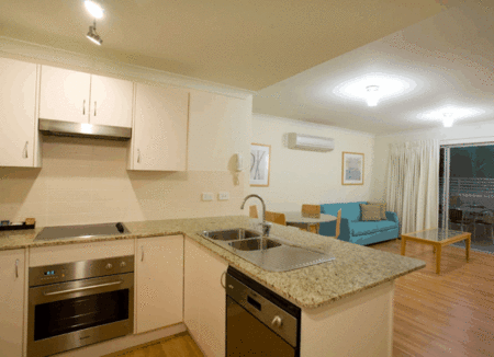 Shoal Bay Beachclub Apartments - Accommodation Gold Coast 3