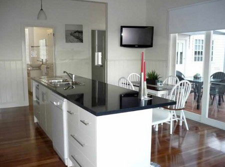 Calgary House & Cottage Accommodation - Accommodation Gold Coast 2