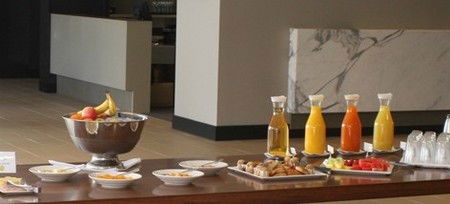 Quality Suites Pioneer Sands - Accommodation Gold Coast 2