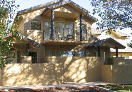 Falls Mountain Retreat - Accommodation Gold Coast 0