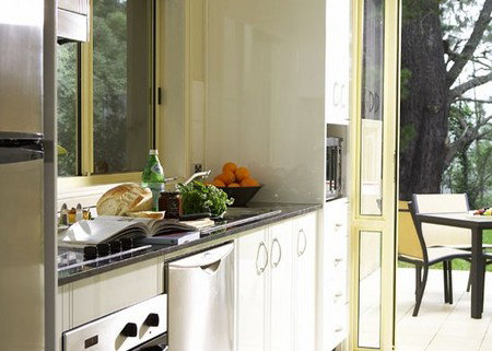 Falls Mountain Retreat - Accommodation Gold Coast 2