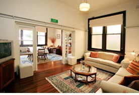 The Bank Guest House & Tellers Restaurant - Accommodation Gold Coast 2