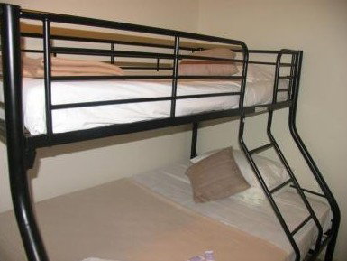 Seaspray Apartments - Accommodation Gold Coast 4