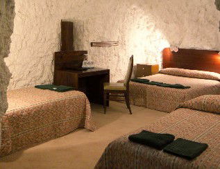 White Cliffs Motel - Accommodation Gold Coast 1