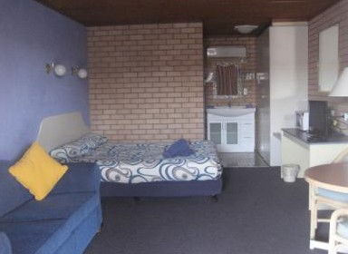 Cameo Inn Motel - Accommodation Gold Coast 1