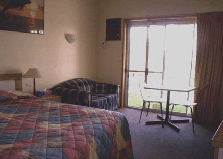 Lakeside Motor Inn - Accommodation Gold Coast 4