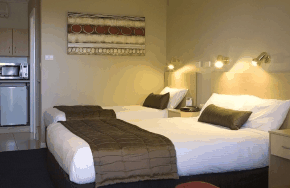 In Town Motor Inn - Accommodation Gold Coast 4