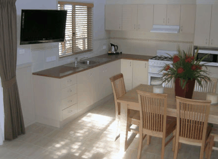 Lakesea Caravan Park - Accommodation Gold Coast