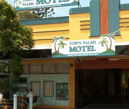Town Palms Motel - Accommodation Gold Coast