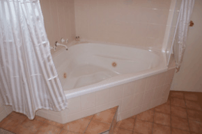 Burke  Wills Motor Inn - Accommodation Gold Coast