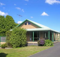 Black Dolphin Seaside Cottage - Accommodation Gold Coast