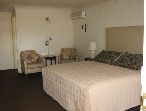 Country Comfort Tumut Valley Motel - Accommodation Gold Coast 1