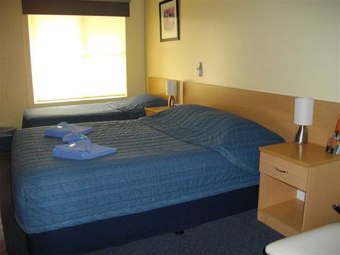 Benjamin Singleton Motel - Accommodation Gold Coast 3