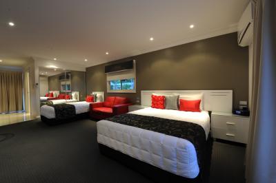 The Gateway Village Holiday Park - Accommodation Gold Coast 0