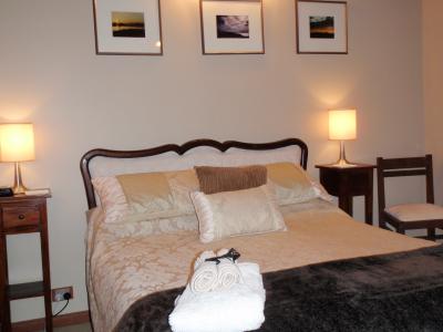 Rooftops Bed & Breakfast - Gold Coast 4U 5