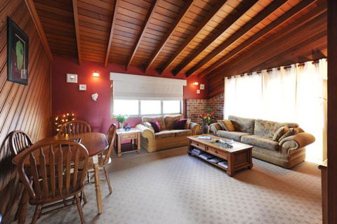 Rooftops Bed & Breakfast - Gold Coast 4U 11