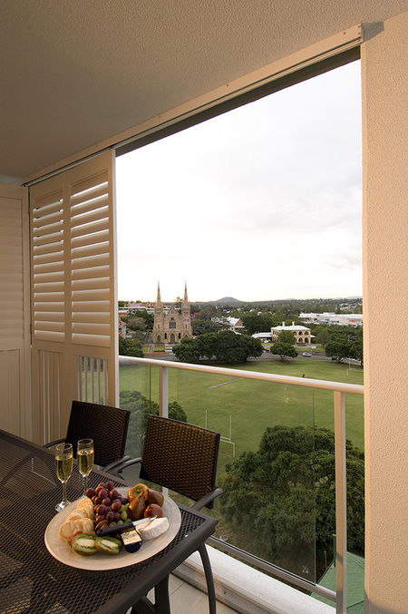 Oaks Aspire Apartments - Accommodation Gold Coast 4