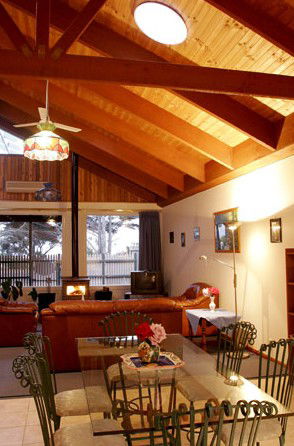 Black Dolphin Townhouse And Apartment - Accommodation Gold Coast 1