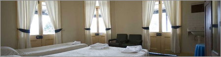 Roches Family Hotel - Accommodation Gold Coast 0