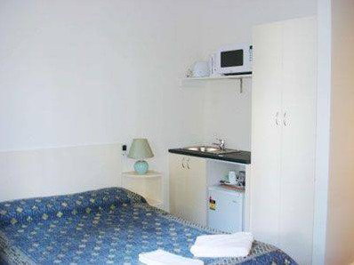 Linwood Lodge Motel - Accommodation Gold Coast 2