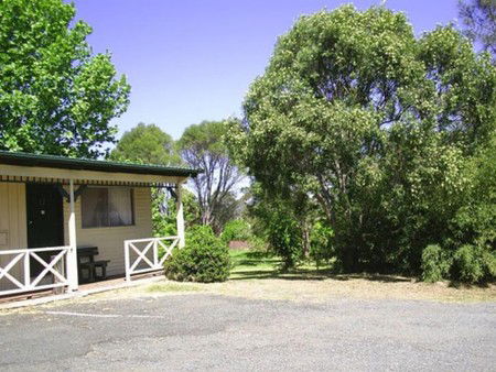 Camden Country Club Motel - Accommodation Gold Coast 1