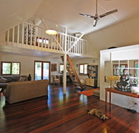 Acacia Dreaming At Light On Retreat - Accommodation Gold Coast