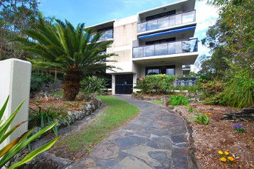 A Bay Breeze - Accommodation Gold Coast 0