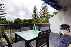 A Bay Breeze - Accommodation Gold Coast 1