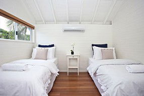 Ana Mandara - 1 Gold Coast 2