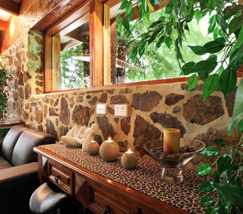Piaf Day Spa - Accommodation Gold Coast 2
