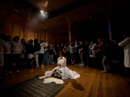 Zen Zen Zo Physical Theatre - Accommodation Gold Coast 2