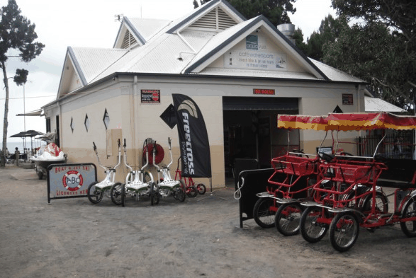 Aquavue Cafe Watersports - Accommodation Gold Coast 3