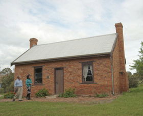 Sandalwood Yards And Tipperary School - Accommodation Gold Coast 0