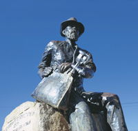 Paddy Hannans Statue - Accommodation Gold Coast