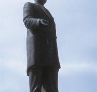 Piesse Memorial Statue - Accommodation Gold Coast